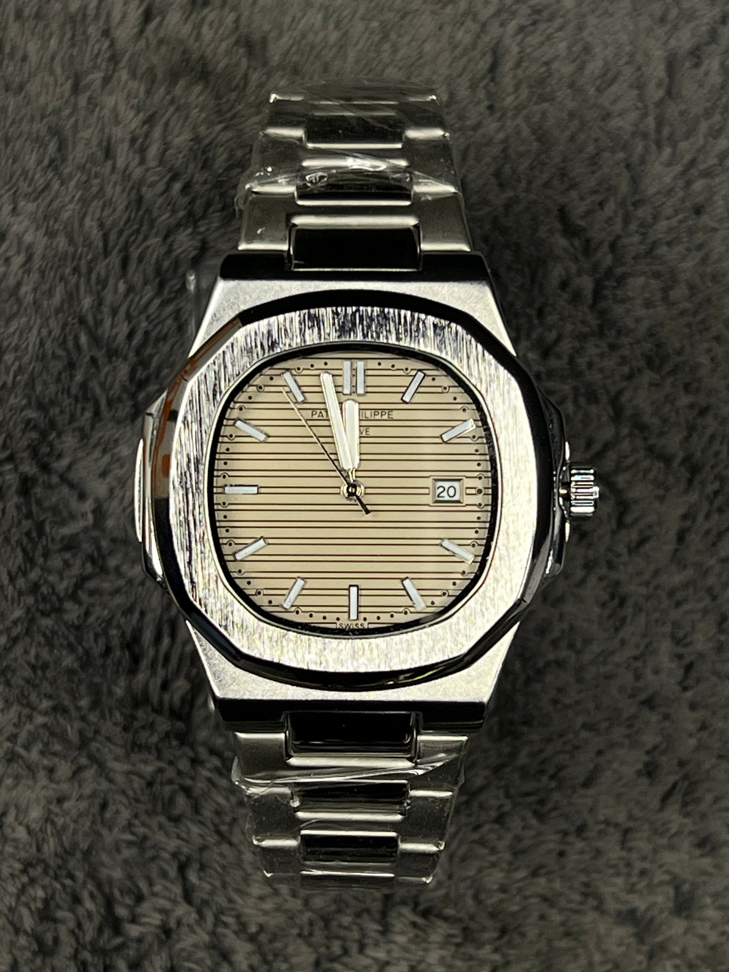 Patek Philip Luxury Watch – Silver Sand